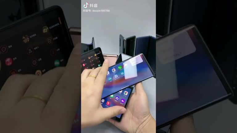 中国限定の絶妙にいらない最新型の携帯。