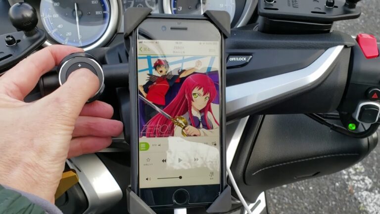 バイクに iPhoneをマウントする際の便利ガジェット紹介