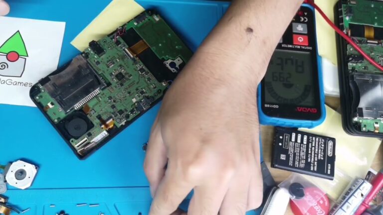 new 3ds の電源がはいらない:端子修理失敗の尻拭い