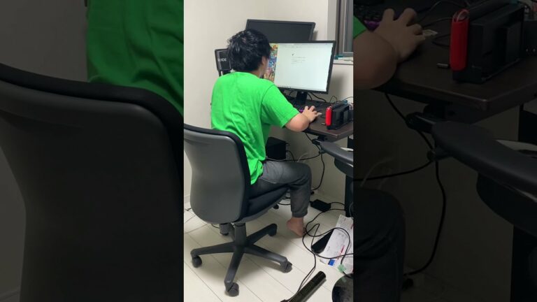 ネット繋がらなくて発狂する30歳無職